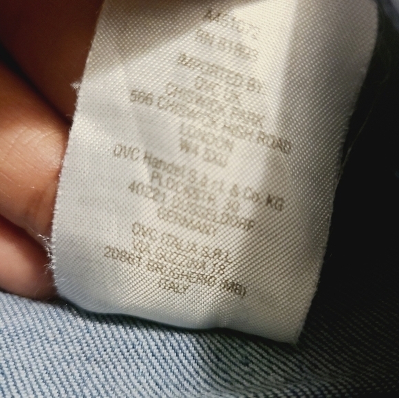 Isaac Mizrahi Live! | Women's Dark Flared or Wide-Leg Jeans (US Size 14 Tall) - Picture 6 of 13